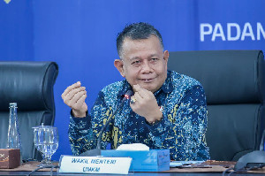 Wamen UMKM Dorong Percepatan KUR, Realisasi Baru 76 Persen