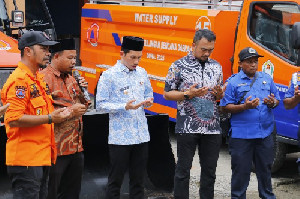 Bupati Tarmizi Peusijuk Armada Baru BPBD Aceh Barat untuk Perkuat Layanan Kebencanaan