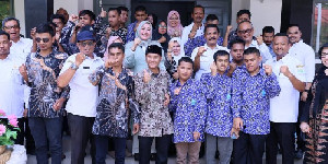 Kunjungi RSBM, Kak Na Belajar Membaca dan Menulis Qur’an Braille