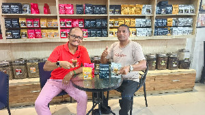 Syukri Hamid: Dari Warung Kopi Keluarga hingga Sukses Mendirikan SYR Coffee