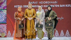 Lismawani Al Farlaky Dinobatkan Ketua Dekranasda Teraktif se- Aceh