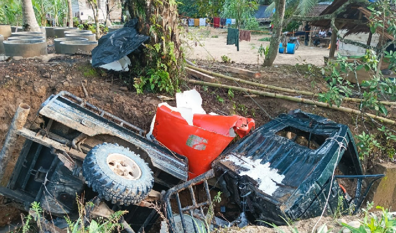 Mobil Rombongan Ketua DPRD Aceh Timur Terjungkal Saat Antar Bantuan, Dua Orang Tewas