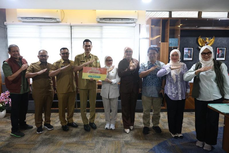 Sekda Aceh Sambut Bantuan Pemkot Palu untuk Korban Banjir di Aceh