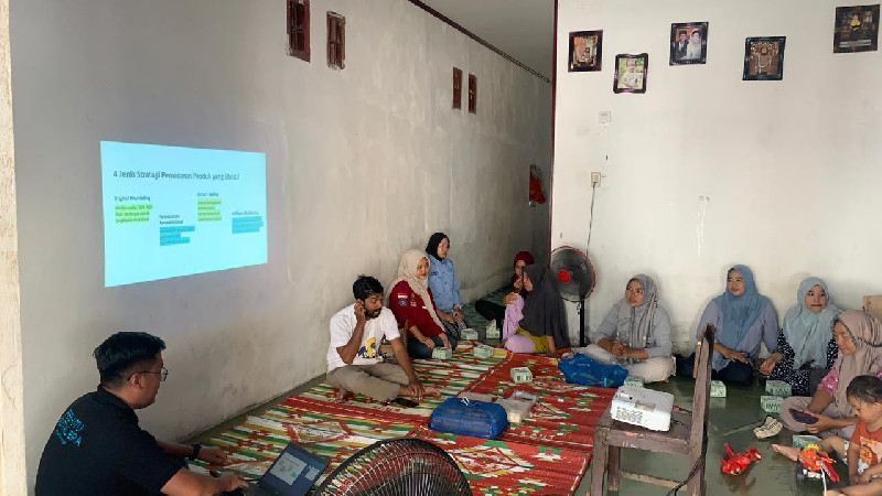 KUB Istri Nelayan di Aceh Barat Didorong Manfaatkan Marketplace untuk Pemasaran Produk