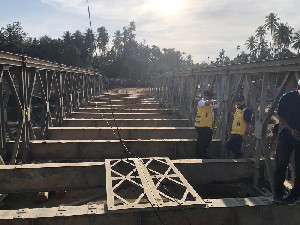 Jembatan Bailey Awe Geutah Dikebut, PUPR Aceh Tambah Kiriman Material