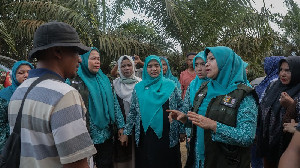 Tim Ditjen Bina Adwil Kemendagri Tembus Wilayah Terisolasi Banjir di Aceh Timur