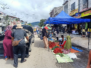 Pasar Dadakan Bermunculan, Harga Masih Selangit