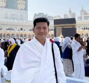 Tanpa Izin Gubernur, Bupati Aceh Selatan Berangkat Umrah Saat Daerah Dilanda Banjir
