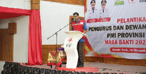 Mualem Hadiri Pelantikan Pengurus PMI Aceh, Dorong Penguatan Peran Kemanusiaan di Tengah Bencana