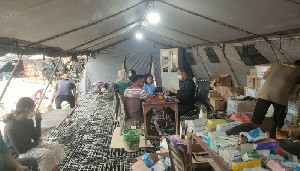 Polda Aceh Gelar Layanan Kesehatan dan Buka Akses Jalan di Wilayah Terdampak Bencana