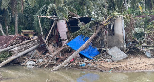 Rumah Tinggal Kenangan: Warga Lhok Puuk Menanti Huntara