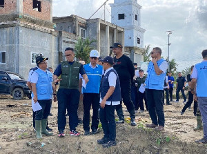 Danantara Peduli, COO Donny Oskaria Tinjau Lahan Relokasi PTPN III di Aceh Tamiang