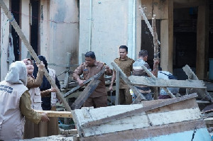 Diskopukmdag Aceh Besar Benahi Pasar Kota Jantho