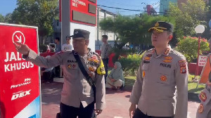 Antrean Panjang, Kapolresta Banda Aceh Cek Kendala di SPBU