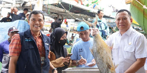 Libur Nataru, KKP Jamin Stok Ikan Aman dan Pelayanan Pelabuhan Tetap Berjalan