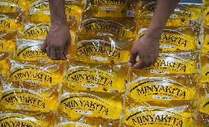 Pemerintah Tindak Tegas Produsen Minyak Goreng yang Langgar HET MinyaKita