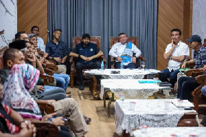 Mualem Gelar Rapat Penanganan Banjir di Aceh Utara