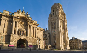 600 Artefak Koleksi Museum Bristol Raib, Polisi Rilis Foto Empat Tersangka