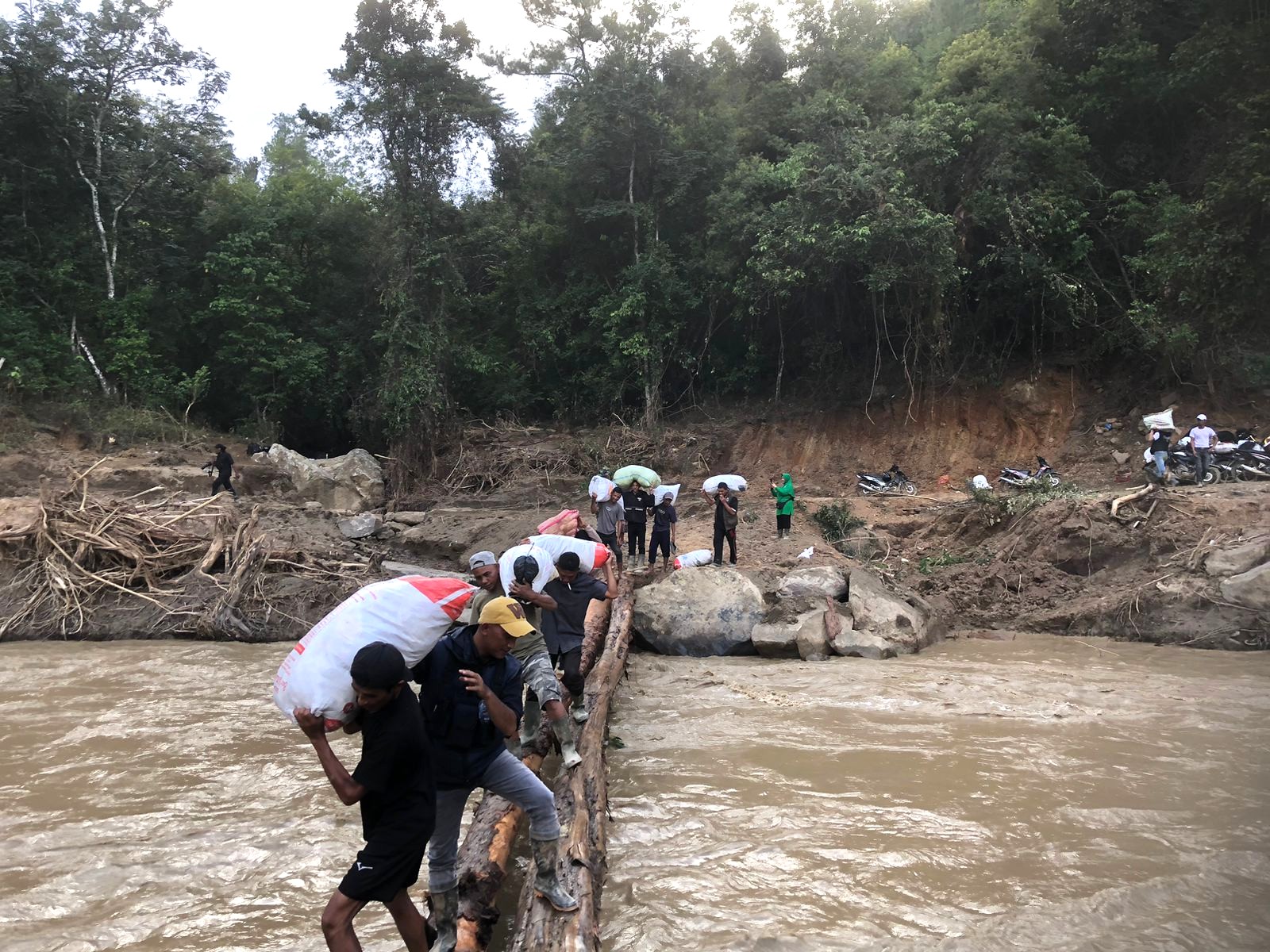 Ketika Semangat Hadir Dalam Bayang-Bayang Maut