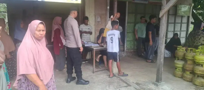 Polsek Arongan Lambalek Aceh Barat Kawal Distribusi Gas Elpiji 3 Kg