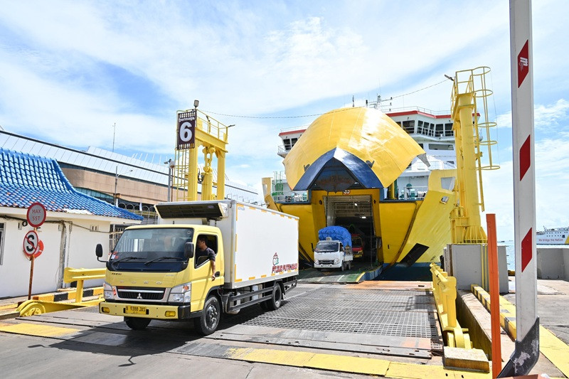 Arus Balik Nataru 2025/2026 Terkendali, ASDP Pastikan Distribusi Logistik Tetap Stabil