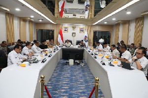 &lrm;Wagub Aceh Ikuti Rakor Nasional Percepatan Rehabilitasi Pascabencana