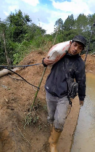 Azir ; Jangan Menangis Mualem, Doa Ibu Saya yang Dahsyat