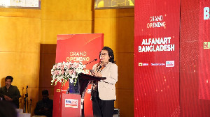Alfamart Resmi Ekspansi ke Bangladesh