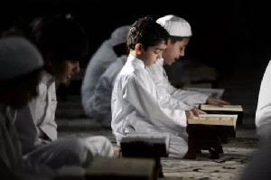 Survei Ungkap Gen Z Paling Toleran dan Melek Al-Qur&rsquo;an