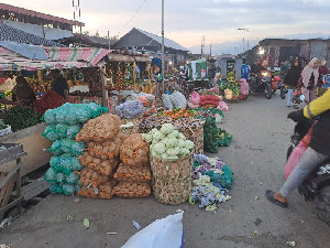 Pagi yang Menyesakkan di Almahirah