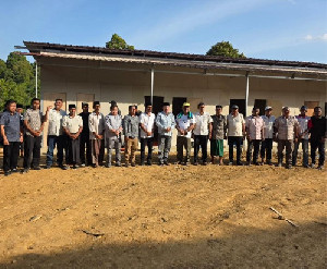 Bupati Nagan Raya Tinjau Progres Pembangunan Huntara untuk Korban Banjir Bandang