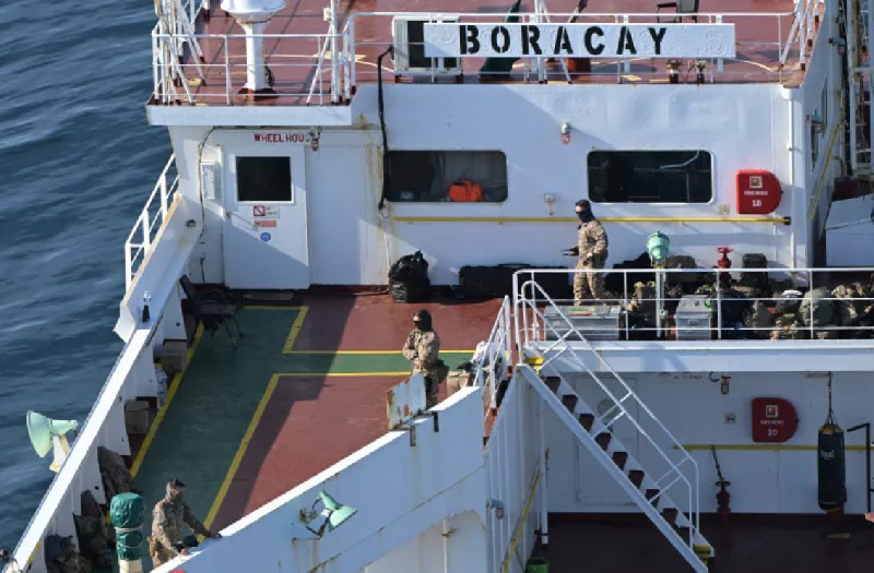 Tanker Minyak Diduga Armada Bayangan Rusia Dicegat Angkatan Laut Prancis