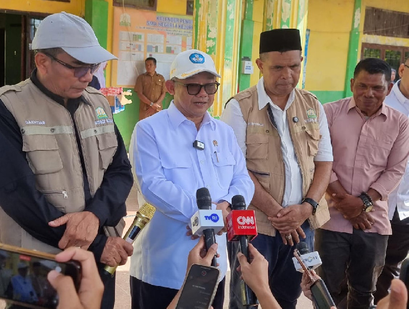Mendikdasmen Abdul Mu&rsquo;ti: Pendidikan Tak Boleh Terhenti Meski Aceh Dilanda Bencana