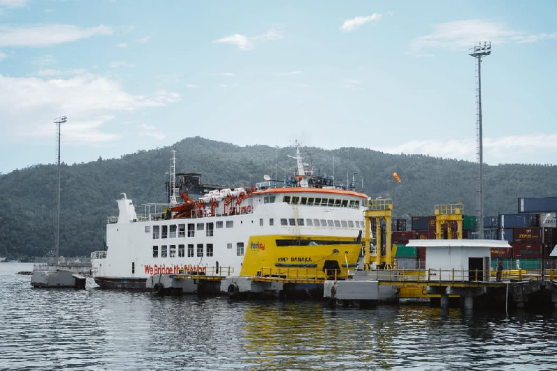 Pelabuhan Bitung Kunci Distribusi Logistik Timur Indonesia