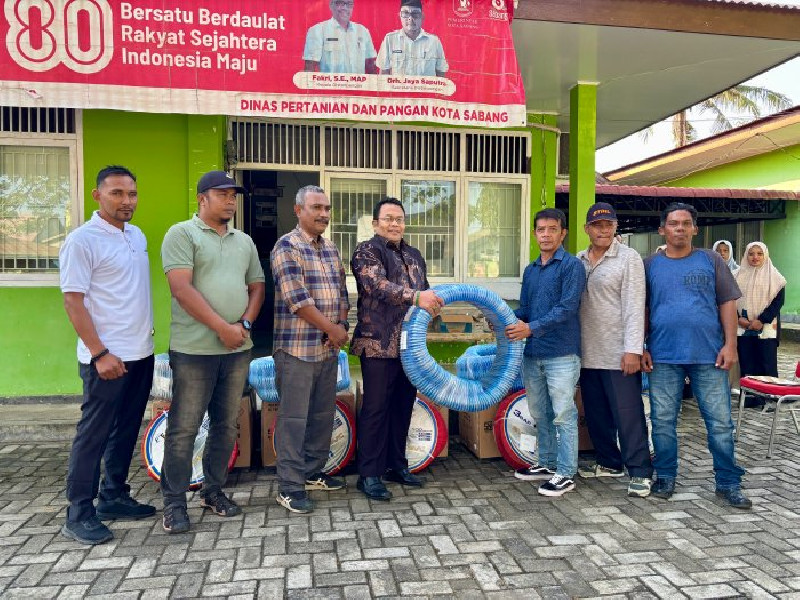 Lima Kelompok Tani di Sabang Terima Bantuan Pompa Air