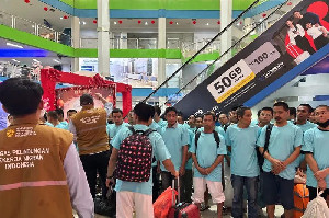 Ratusan PMI Dipulangkan KJRI Johor Bahru, 9 Orang Asal Aceh