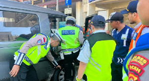 Pastikan Kendaraan Laik Jalan, Polres Aceh Selatan Gelar Ramp Check Angkutan Umum