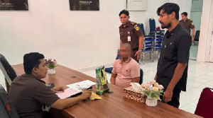 Satu Kilogram Sabu Diamankan, Dua Pelaku Dilimpahkan ke Kejari Aceh Barat