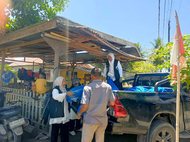 FPPI Aceh Salurkan Donasi Ramadan untuk Korban Banjir di Bireuen dan Pidie Jaya