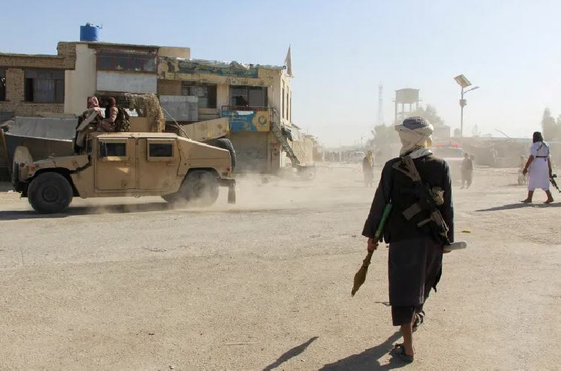 Taliban dan Pakistan Saling Serang di Perbatasan, Klaim Korban Berjatuhan