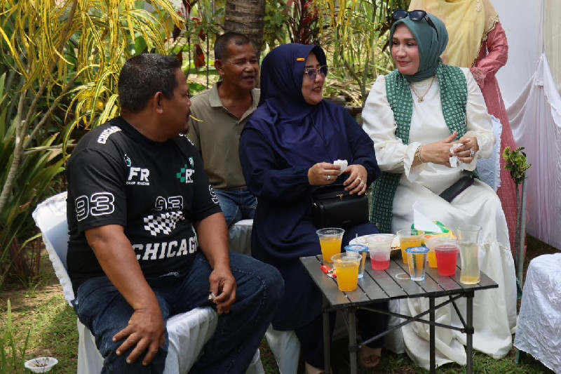 Nostalgia Kak Na dan Bang Ucok, Sopir Truk Tangki yang Membantunya Trabas Banjir