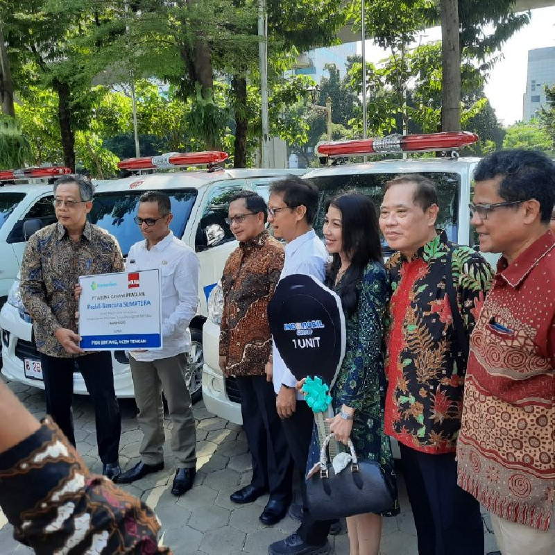 Aceh Tengah Terima 5 Unit Ambulans dan Alkes Bantuan Kemenkes