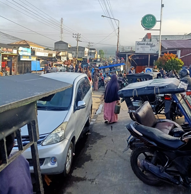 Pejabat &lsquo;Memaksa&rsquo; Rakyat Untuk Panik Buying