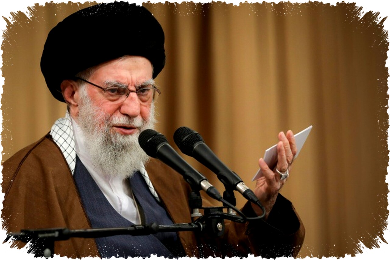 Khamenei Tetesan Darahmu Harum di Bumi