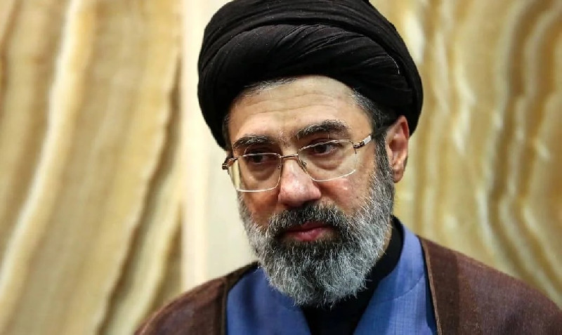 Mojtaba Khamenei Dikabarkan Lolos dari Dua Serangan, Parlemen: &ldquo;Dia Selamat&rdquo;
