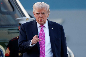 Trump Klaim CIA Sampaikan Mojtaba Khamenei Gay, Tak Tunjukkan Bukti