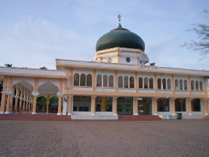 Menelisik Akar Masalah Konflik Imum Chik Masjid Abu Indrapuri