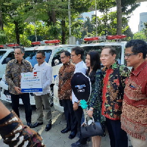 Aceh Tengah Terima 5 Unit Ambulans dan Alkes Bantuan Kemenkes