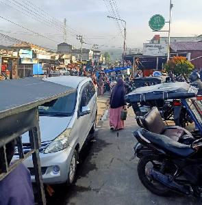 Pejabat &lsquo;Memaksa&rsquo; Rakyat Untuk Panik Buying