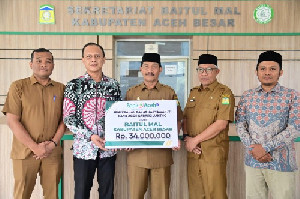 Bank Aceh Syariah Jantho Salurkan Zakat Rp34 Juta Melalui Baitul Mal Aceh Besar